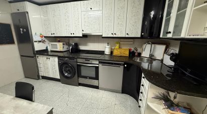 Apartment 3 bedrooms of 94 m² in León (24002)