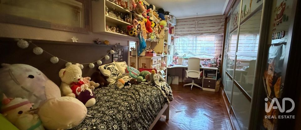 Appartement 3 chambres de 94 m² à León (24002)