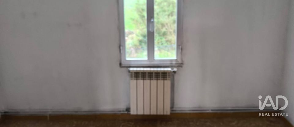 Casa rústica 7 habitacions de 237 m² a Cerdido (15530)