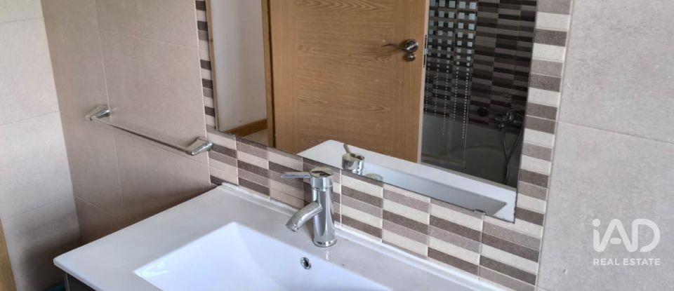 Casa rústica 7 habitacions de 237 m² a Cerdido (15530)