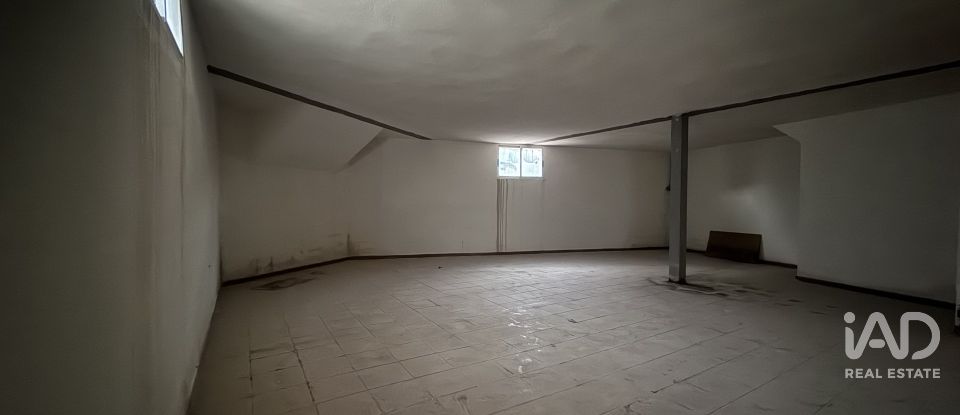 Shop / premises commercial of 140 m² in Carrión de Calatrava (13150)