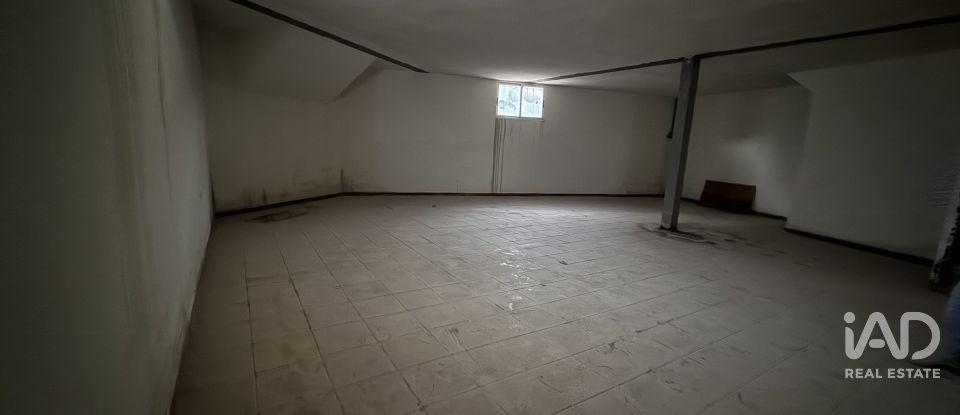 Shop / premises commercial of 140 m² in Carrión de Calatrava (13150)