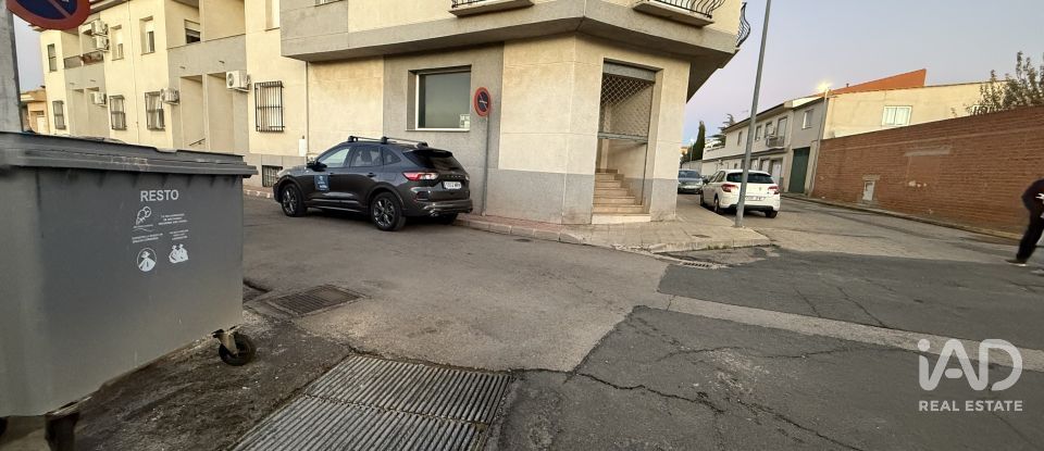 Shop / premises commercial of 140 m² in Carrión de Calatrava (13150)