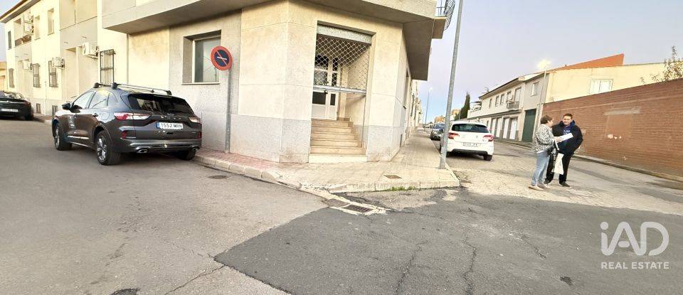 Shop / premises commercial of 140 m² in Carrión de Calatrava (13150)