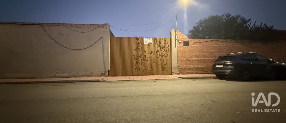 Shop / premises commercial of 400 m² in Carrión de Calatrava (13150)