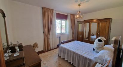 Cottage 4 bedrooms of 242 m² in Villadangos del Páramo (24392)