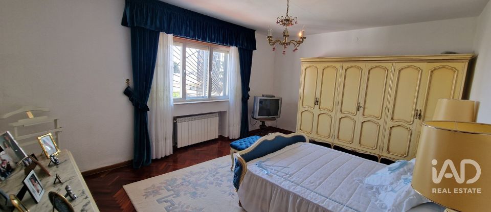 Châlet 4 chambres de 242 m² à Villadangos del Páramo (24392)