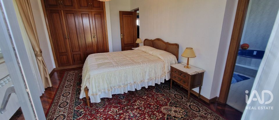 Châlet 4 chambres de 242 m² à Villadangos del Páramo (24392)