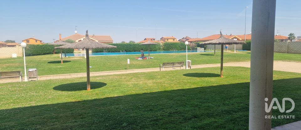 Châlet 4 chambres de 242 m² à Villadangos del Páramo (24392)