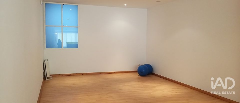 Shop / premises commercial of 146 m² in Ulldecona (43550)