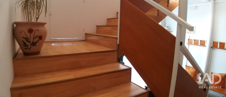 Shop / premises commercial of 146 m² in Ulldecona (43550)