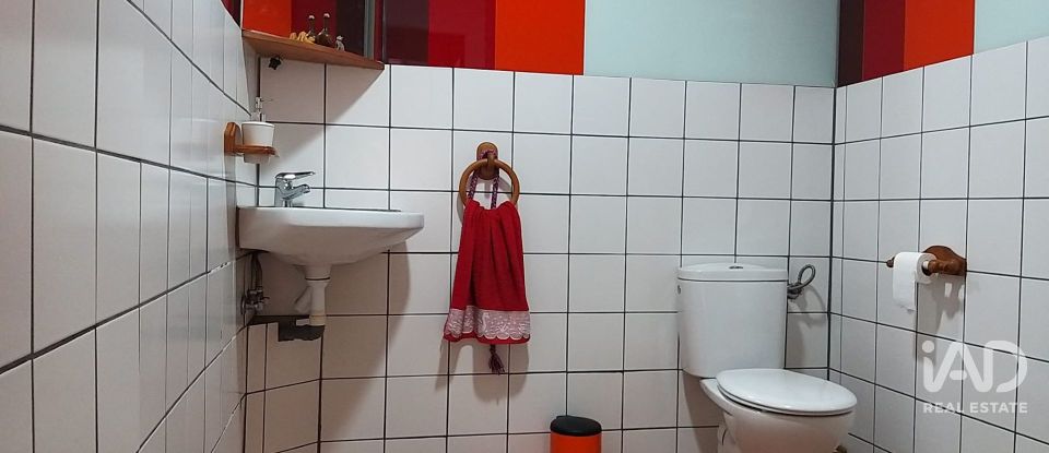 Shop / premises commercial of 146 m² in Ulldecona (43550)