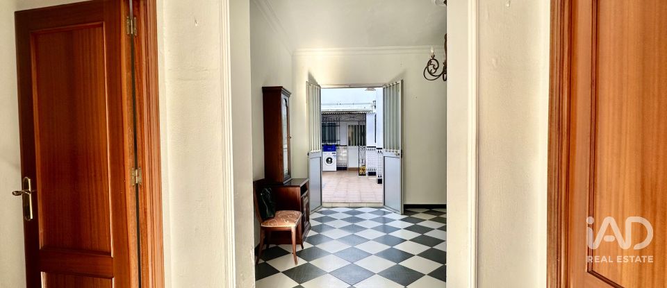 Casa 3 habitaciones de 171 m² en Lepe (21440)