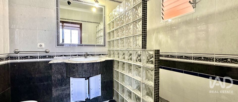 Casa 3 habitaciones de 171 m² en Lepe (21440)