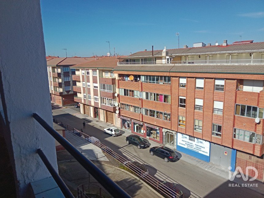 Casa 3 habitacions de 130 m² a La Bañeza (24750)