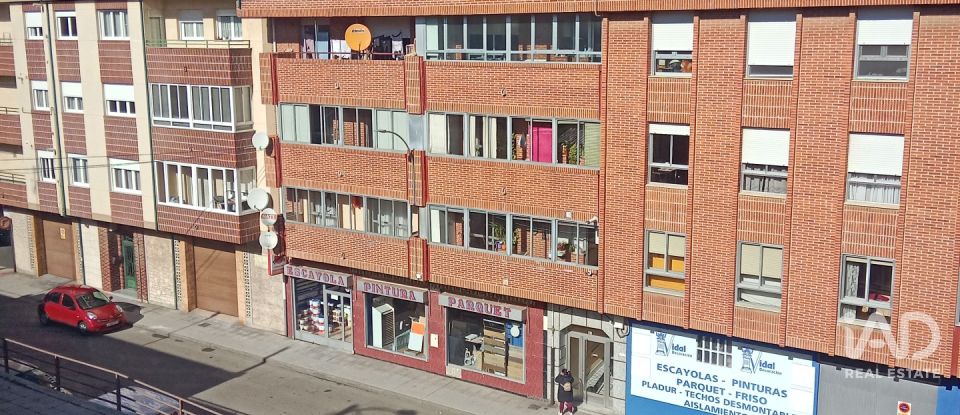 Casa 3 habitacions de 130 m² a La Bañeza (24750)