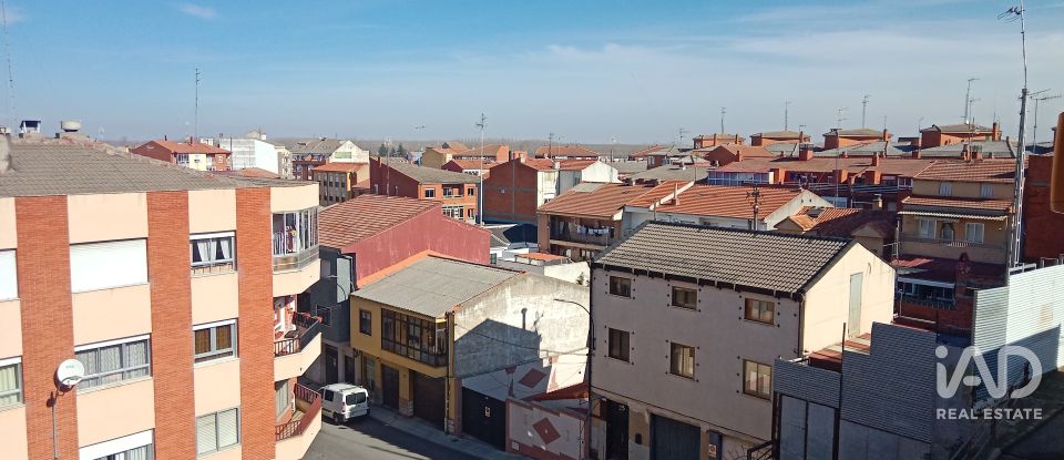 Casa 3 habitacions de 130 m² a La Bañeza (24750)