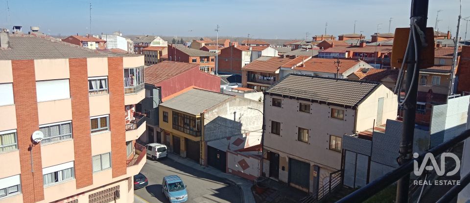 Casa 3 habitacions de 130 m² a La Bañeza (24750)