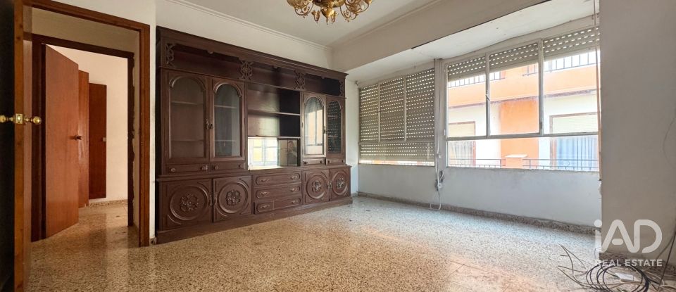 Casa de pueblo 4 habitaciones de 236 m² en Pego (03780)