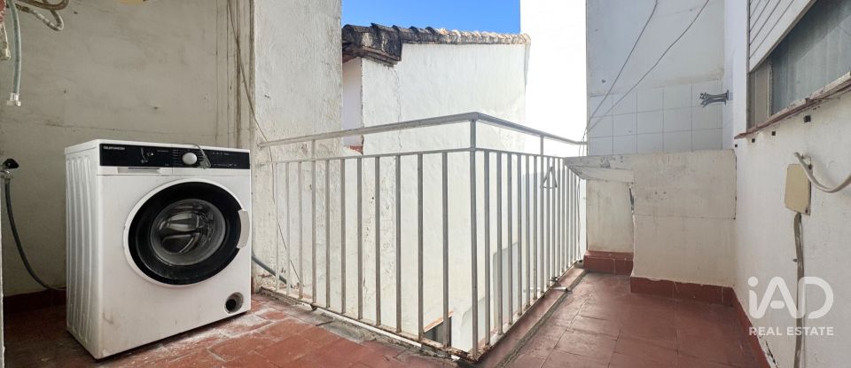 Casa de pueblo 4 habitaciones de 236 m² en Pego (03780)