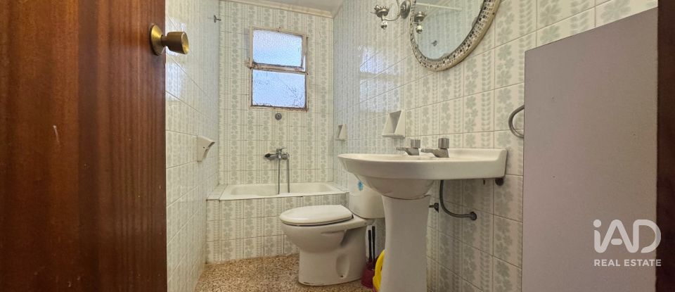 Casa de pueblo 4 habitaciones de 236 m² en Pego (03780)