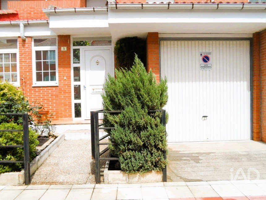 Châlet 3 chambres de 158 m² à San Andrés del Rabanedo (24010)