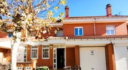 Cottage 3 bedrooms of 158 m² in San Andrés del Rabanedo (24010)