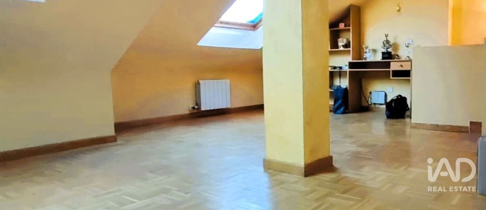 Châlet 3 chambres de 158 m² à San Andrés del Rabanedo (24010)