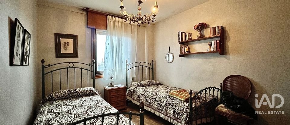 Piso 4 habitaciones de 96 m² en Ferrol (15401)