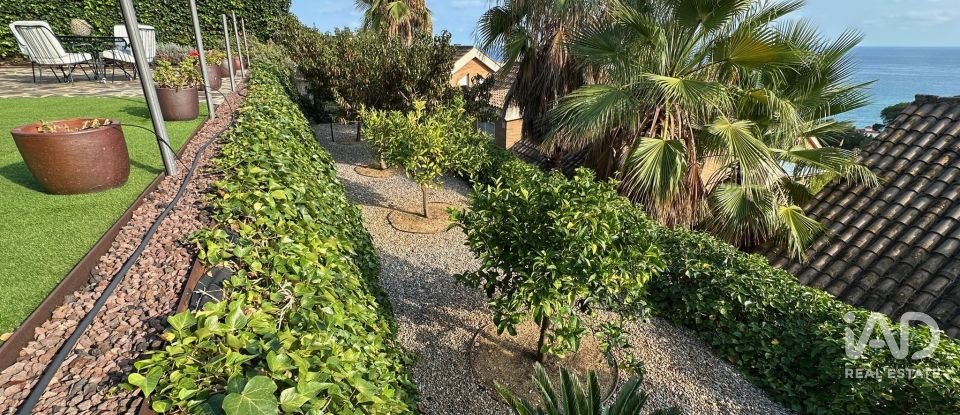 Casa 3 habitacions de 150 m² a Arenys de Mar (08350)