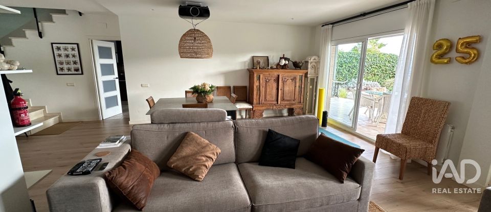 Casa 3 habitacions de 150 m² a Arenys de Mar (08350)