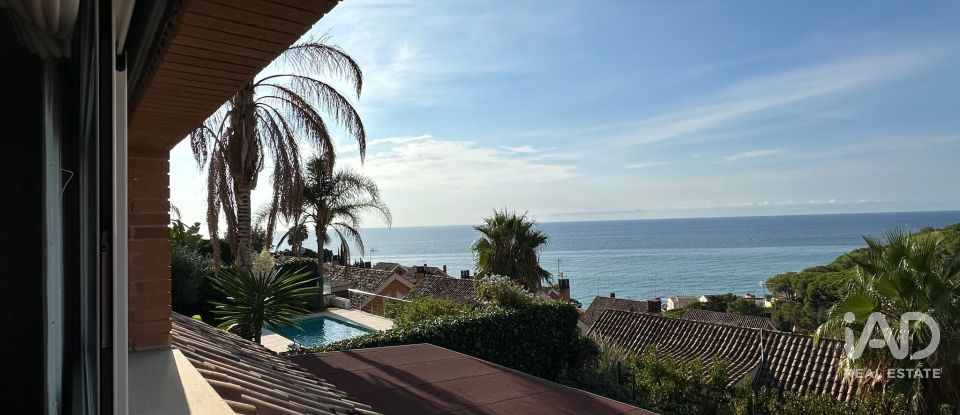 Casa 3 habitacions de 150 m² a Arenys de Mar (08350)