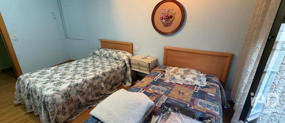 Apartment 3 bedrooms of 100 m² in León (24006)