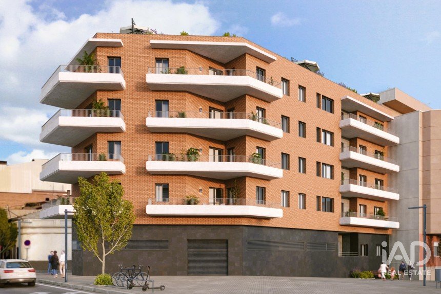 Piso 4 habitaciones de 105 m² en Montcada i Reixac (08110)