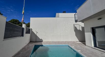 House 3 bedrooms of 106 m² in Barrio Los Hortelanos (03191)