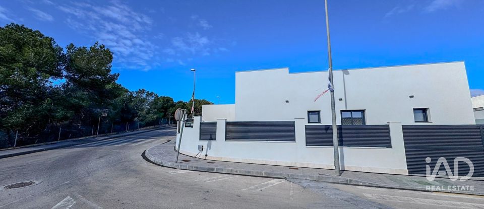 House 3 bedrooms of 106 m² in Barrio Los Hortelanos (03191)