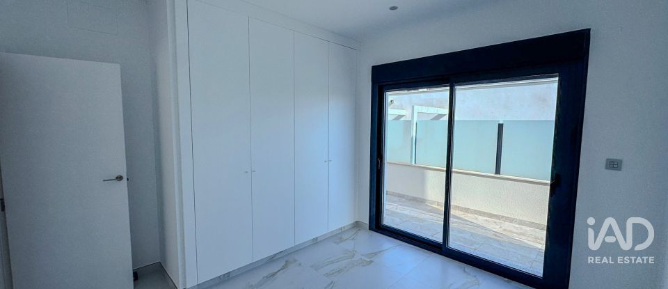 House 3 bedrooms of 106 m² in Barrio Los Hortelanos (03191)