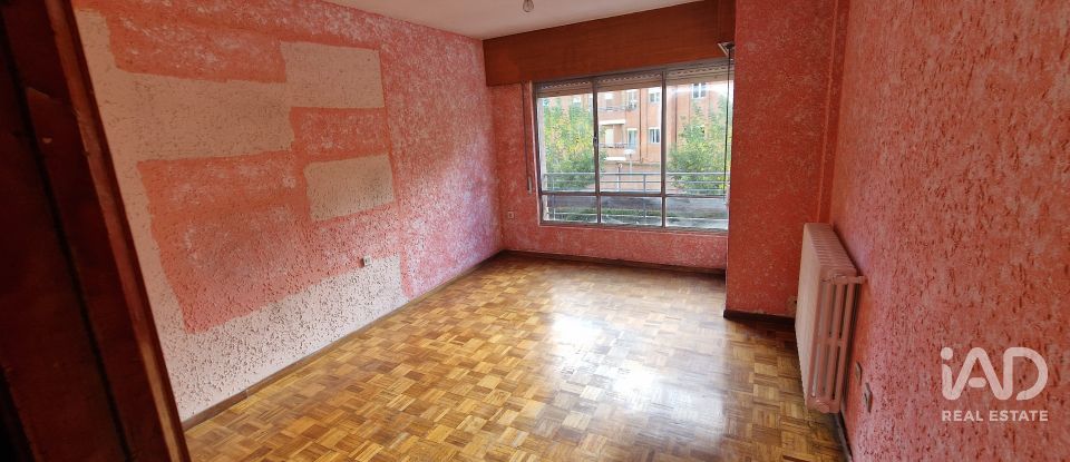 Apartment 3 bedrooms of 95 m² in León (24008)