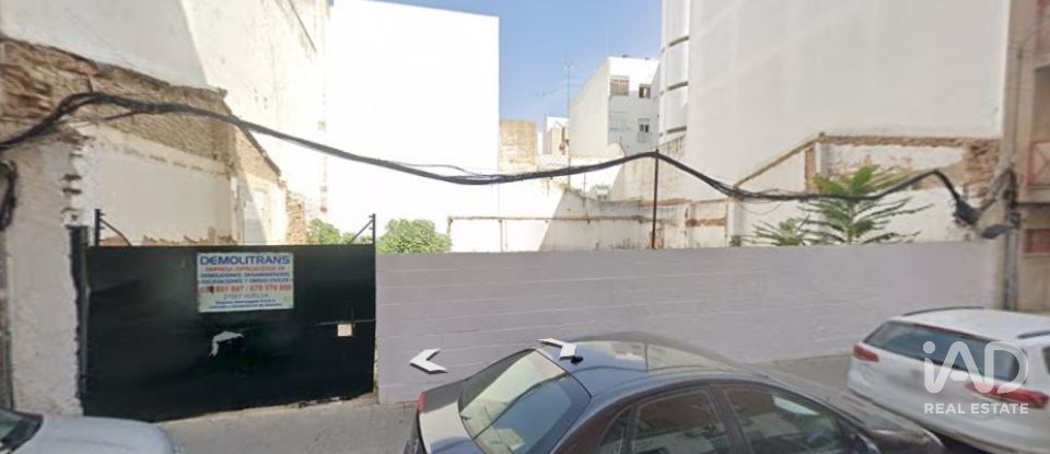 Building plot of 316 m² in Huelva (21006)