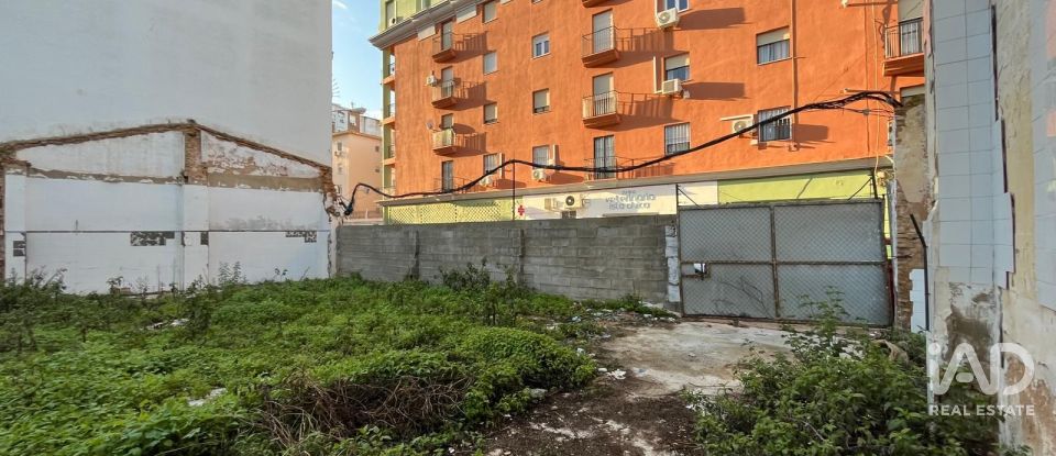 Building plot of 316 m² in Huelva (21006)