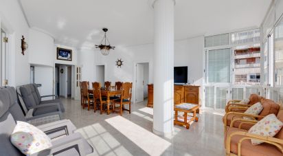 Apartment 4 bedrooms of 108 m² in Torrevieja (03185)