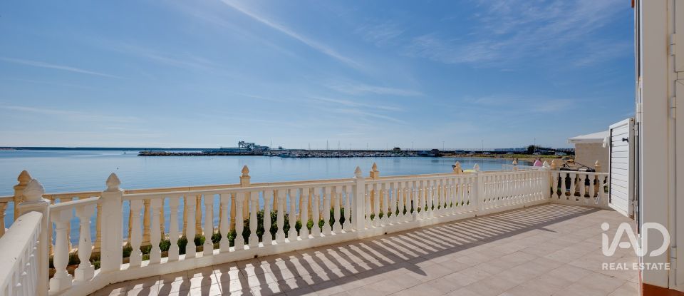 Piso 4 habitaciones de 108 m² en Torrevieja (03185)