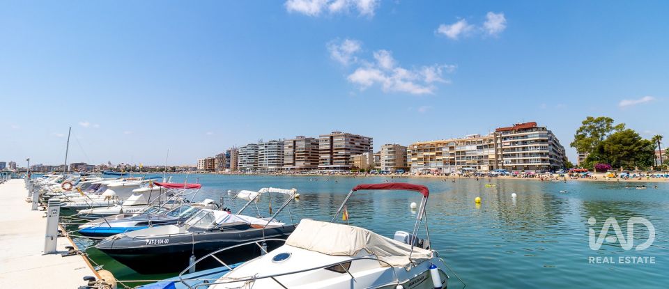 Piso 4 habitaciones de 108 m² en Torrevieja (03185)