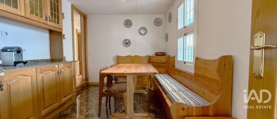 Penthouse 4 bedrooms of 140 m² in Sant Vicenç de Montalt (08394)