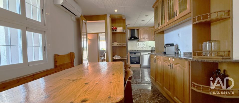 Penthouse 4 bedrooms of 140 m² in Sant Vicenç de Montalt (08394)