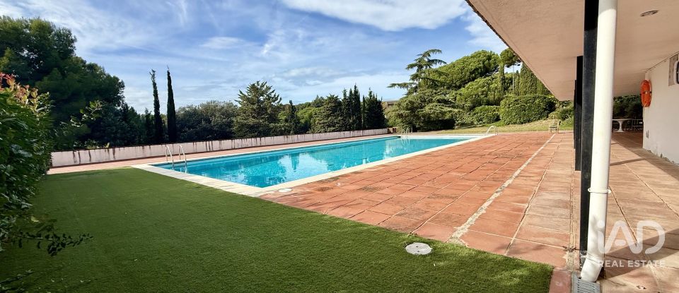 Penthouse 4 bedrooms of 140 m² in Sant Vicenç de Montalt (08394)