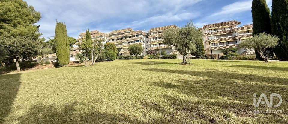 Penthouse 4 bedrooms of 140 m² in Sant Vicenç de Montalt (08394)