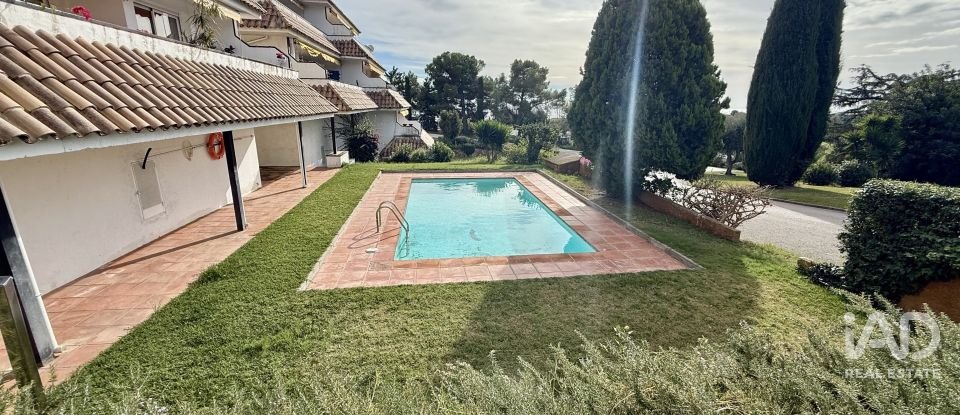 Penthouse 4 bedrooms of 140 m² in Sant Vicenç de Montalt (08394)