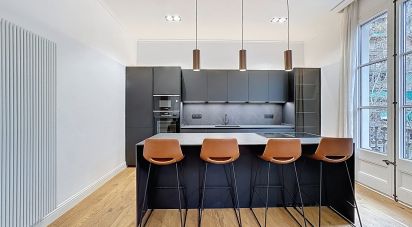 Apartment 3 bedrooms of 155 m² in Barcelona (08037)