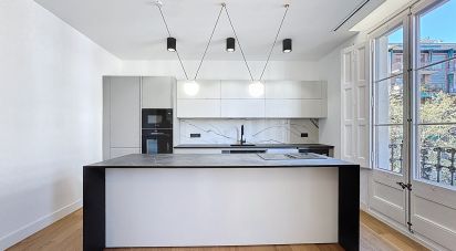 Apartment 4 bedrooms of 155 m² in Barcelona (08037)